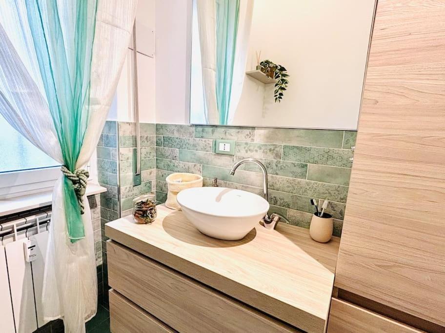 Apartment La Casetta Di Roby Con Giardino Privato Genua
